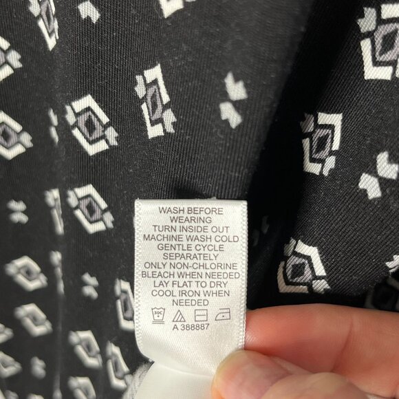 LOGO Lori Goldstein Long Sleeve Mixed Print Black Knit‎ Tunic Blouse Size Medium - Picture 8 of 9